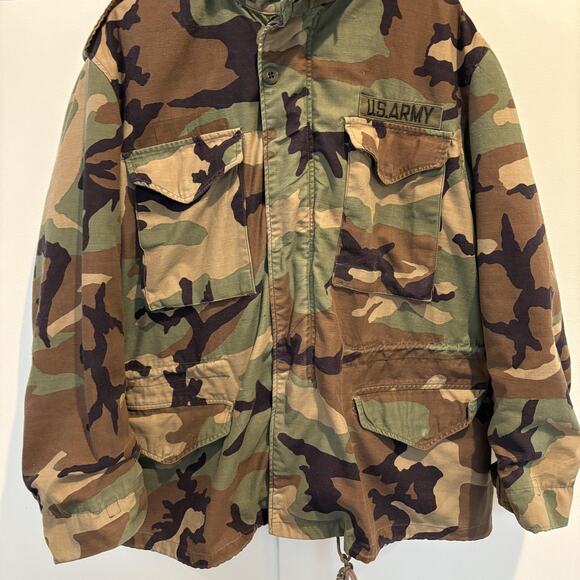 Vintage 1983 U.S. Army M-65 Field Jacket Large Woodland Camo Alpha Industries - Picture 4 of 16